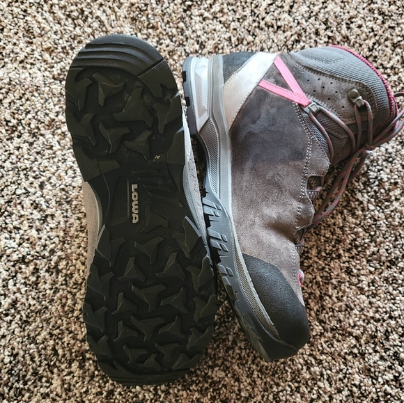 Lowa boots - Picture 6 of 8